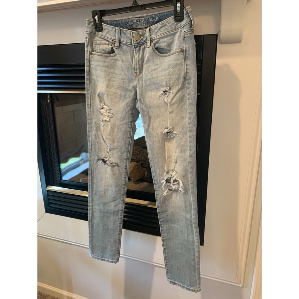 American Eagle 90’s skinny Jeans size 2 regular